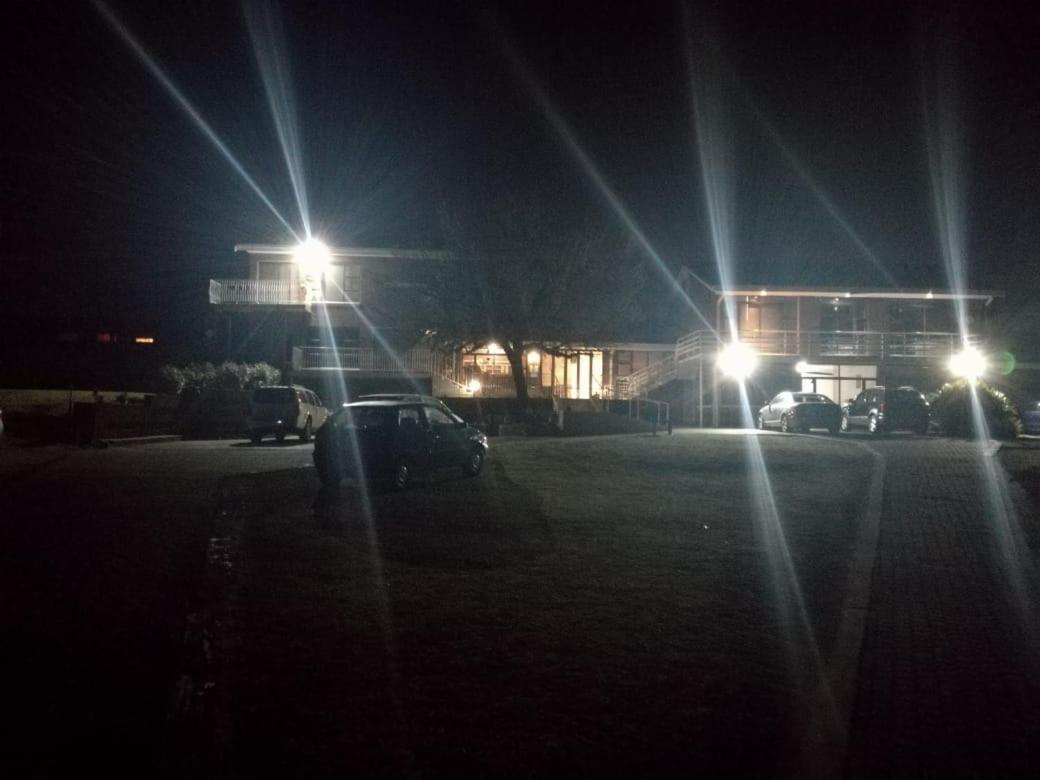Skylight Lodge Harrismith Exterior foto
