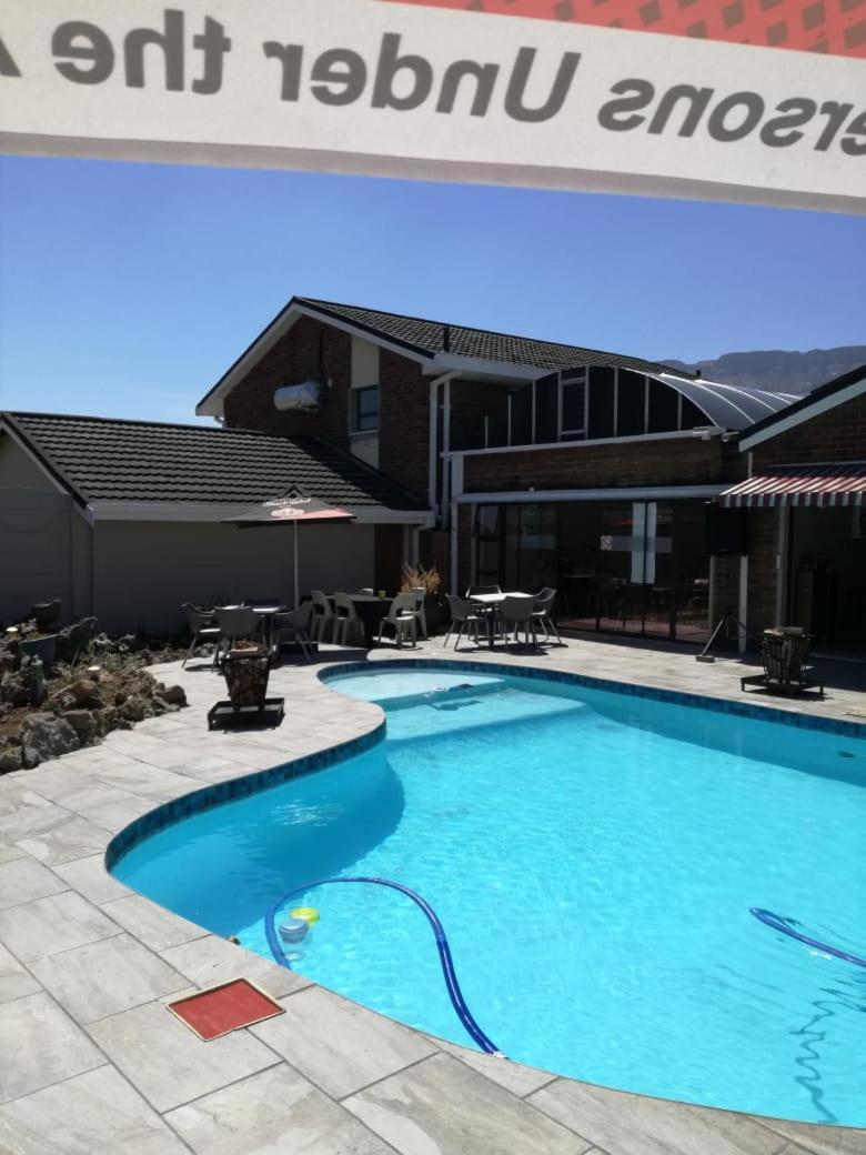 Skylight Lodge Harrismith Exterior foto
